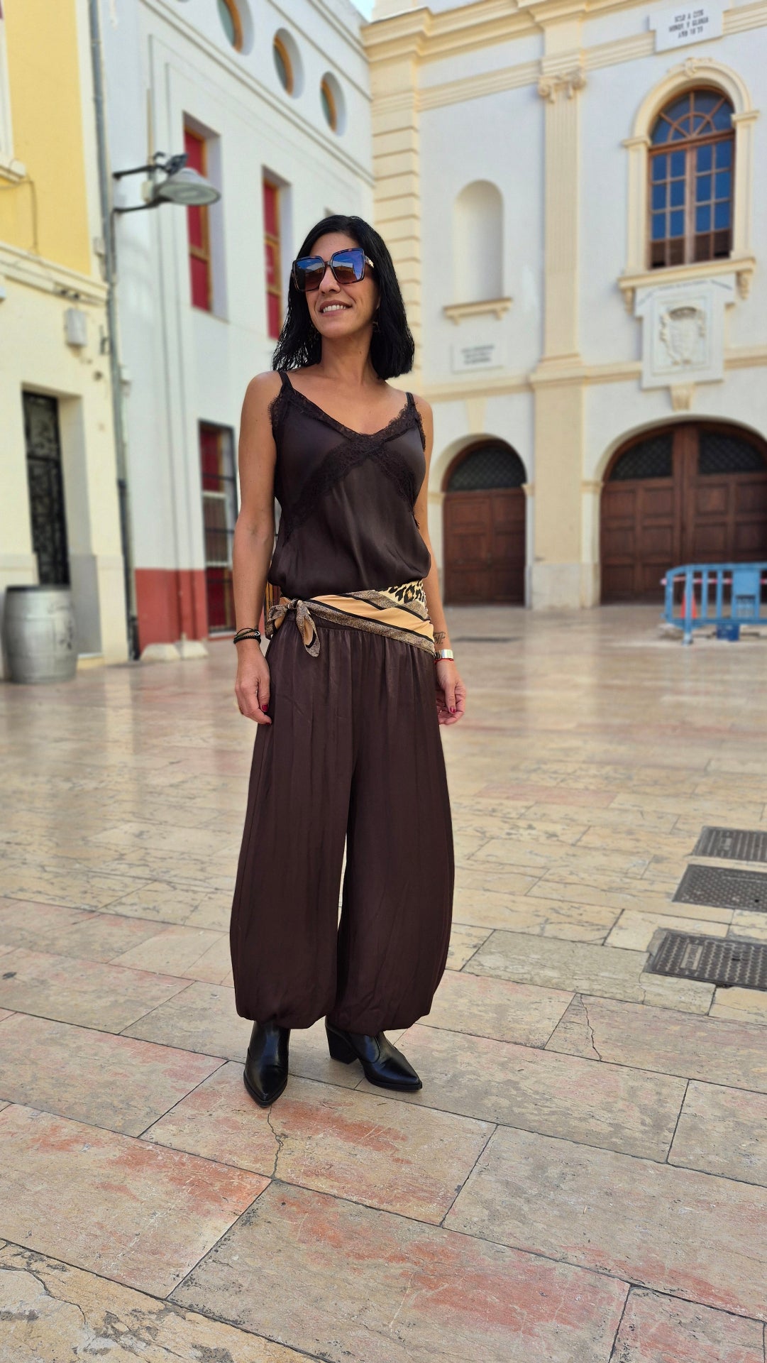 PANTALON BOMBACHO RASO