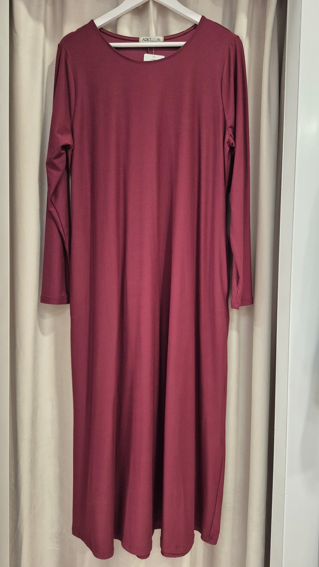 VESTIDO MIDI LISO CURVY