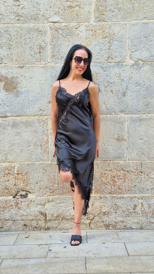 VESTIDO LENCERO NEGRO