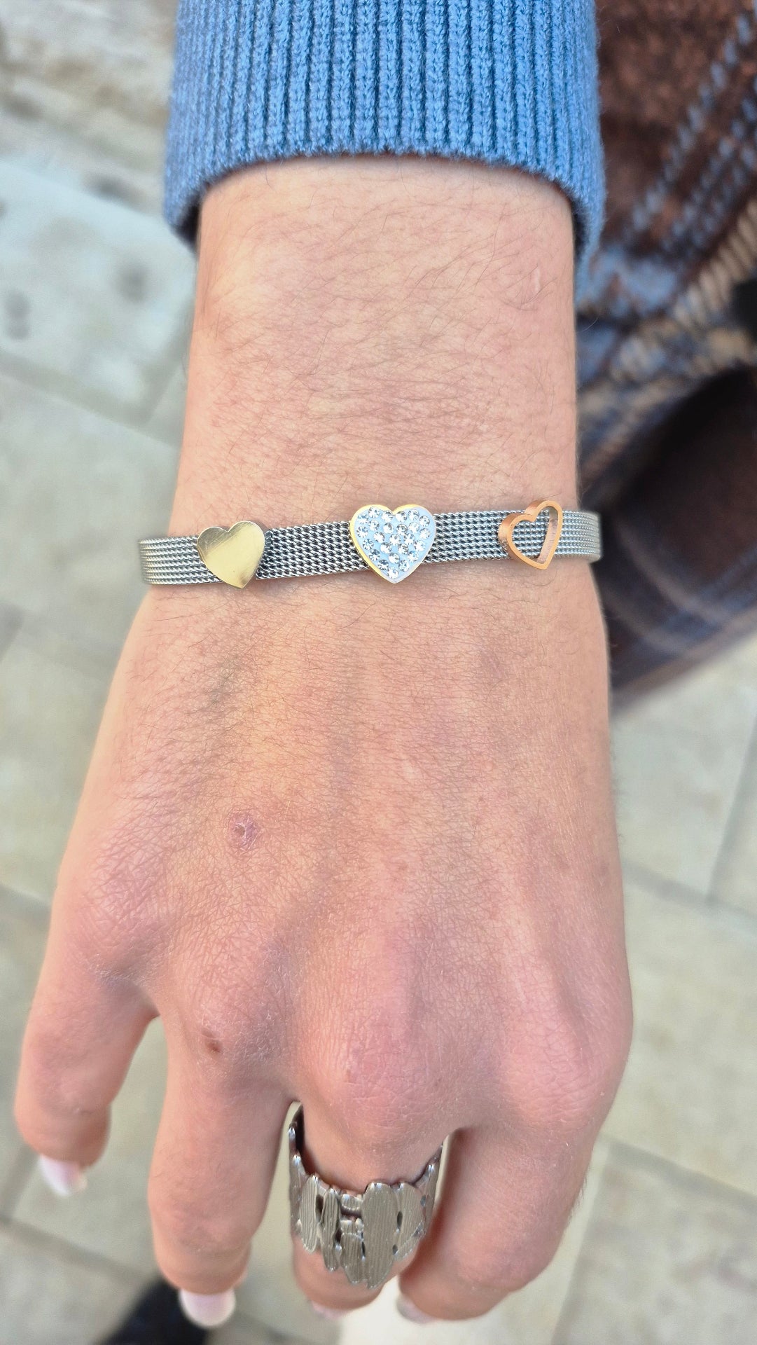 PULSERA PLATEADA CORAZONES