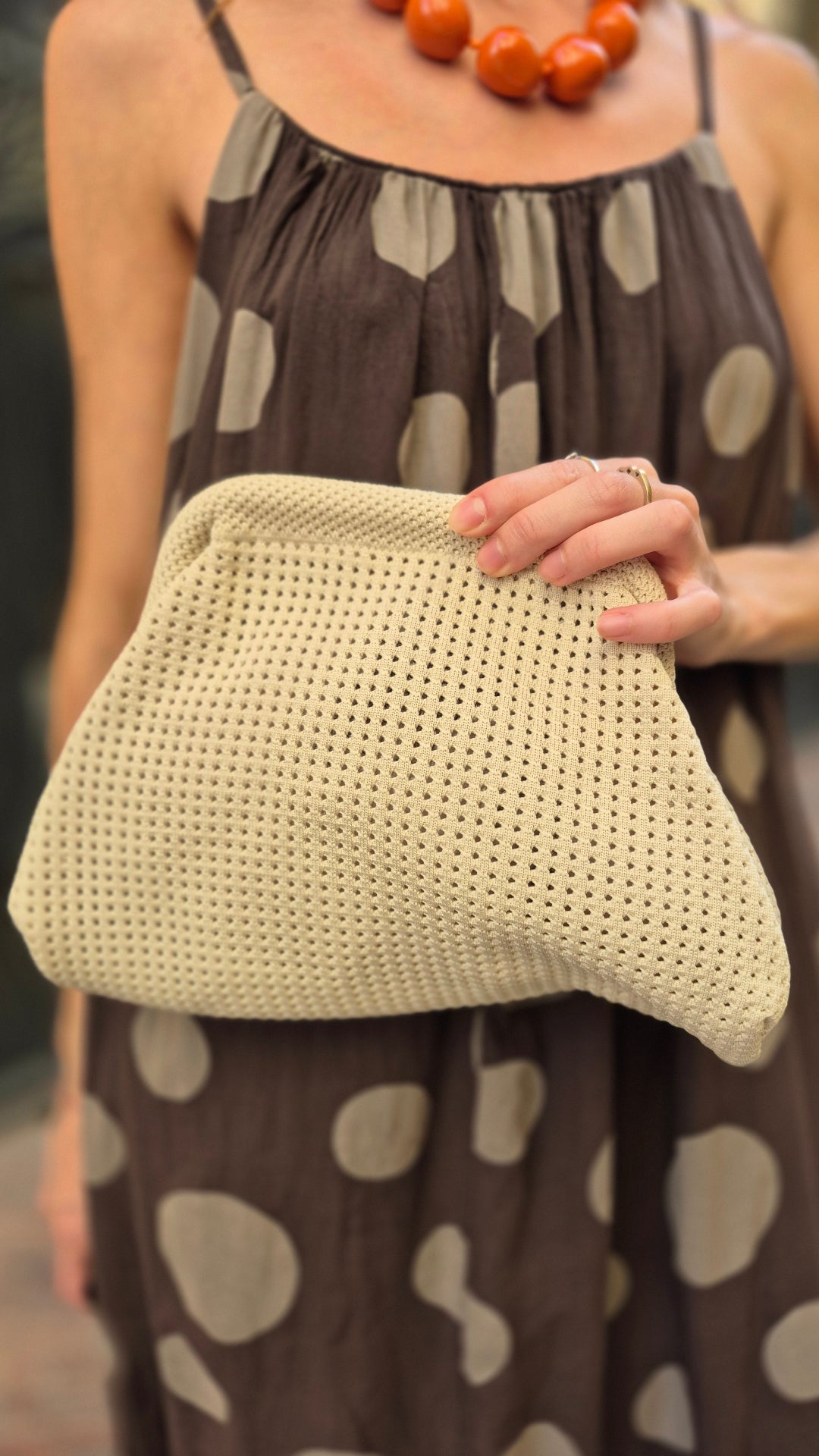 BOLSO CLUTCH BEIGE