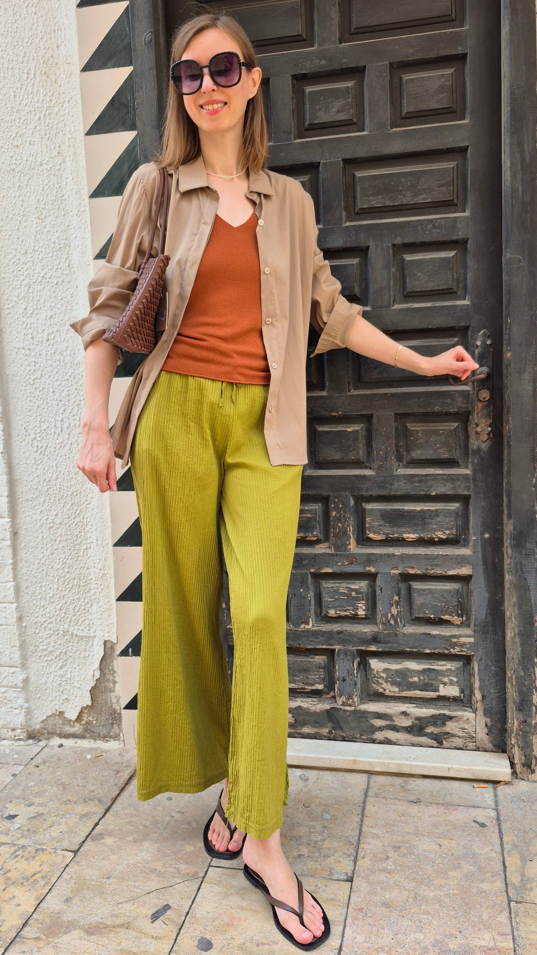 PANTALÓN RAYAS RELIEVE (PISTACHO)