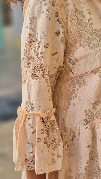 VESTIDO CORTO ENCAJE