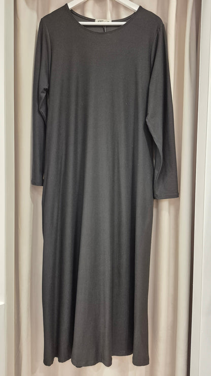 VESTIDO MIDI LISO CURVY