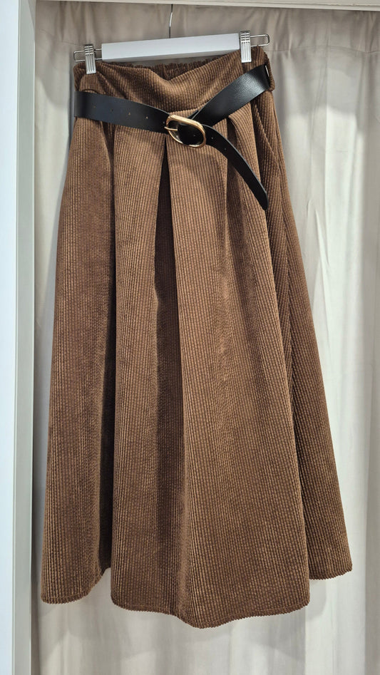 FALDA MIDI  PANA CURVY