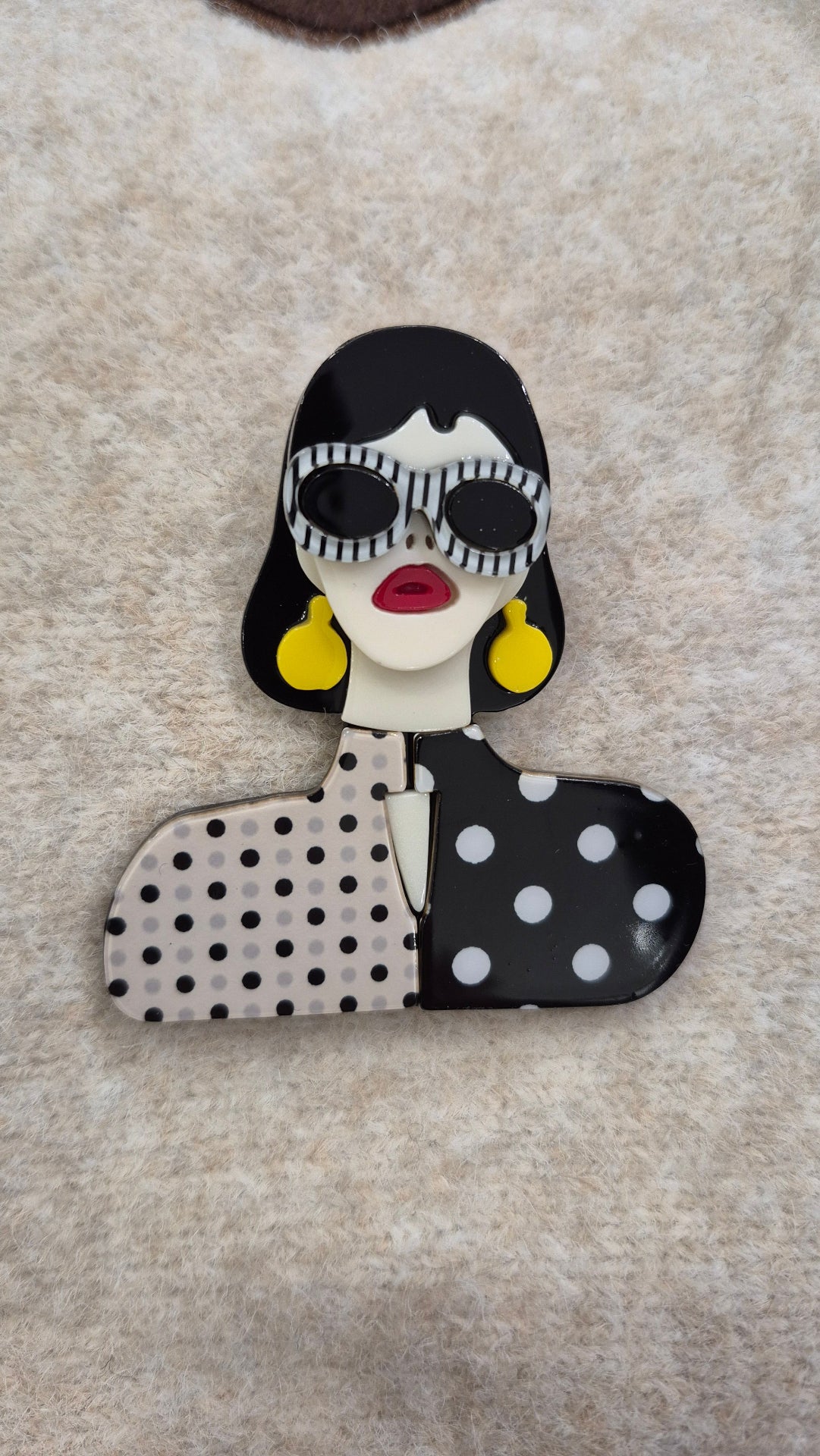 BROCHE WOMAN GAFAS
