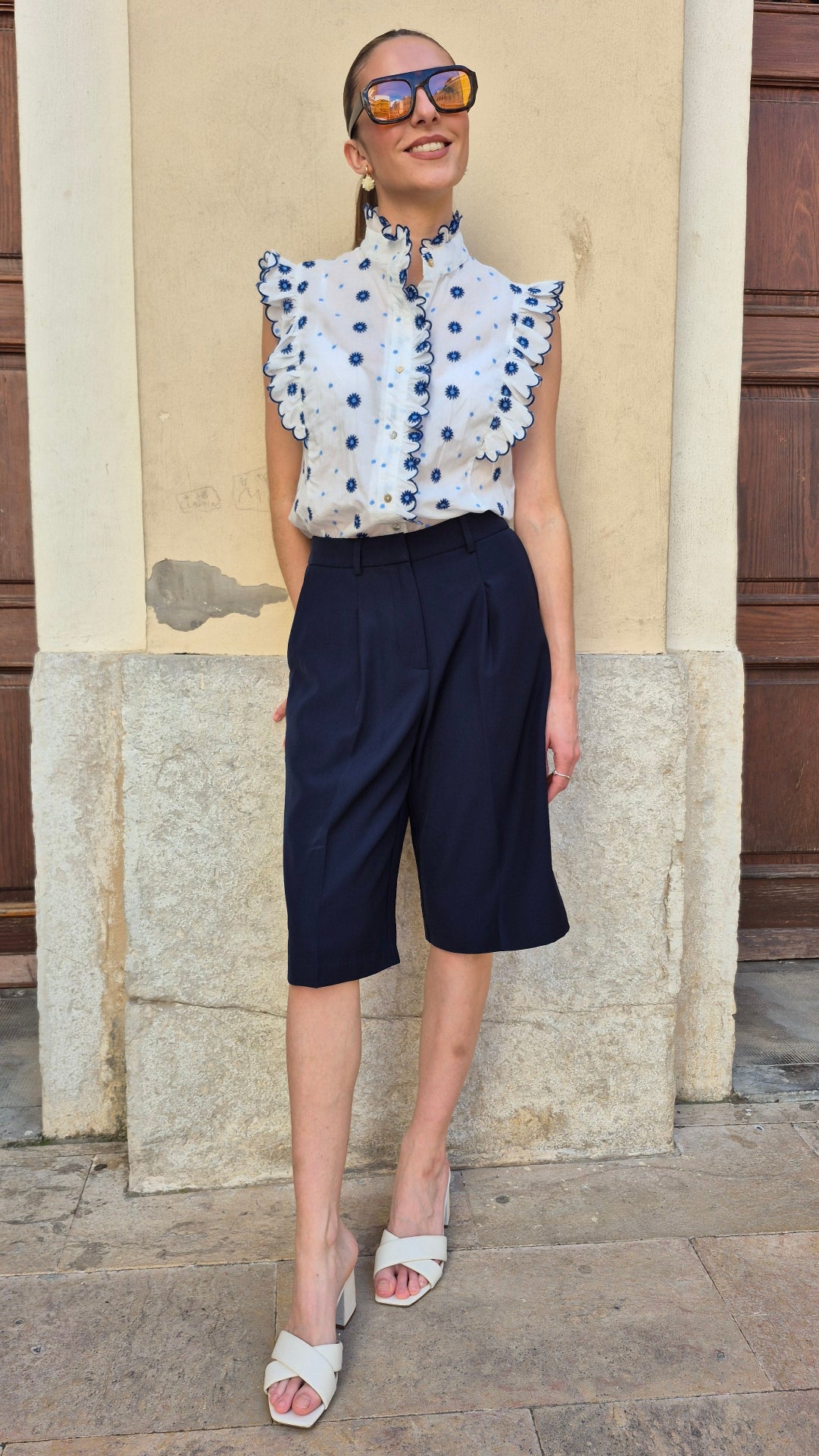 BLUSA BORDADOS AZULES