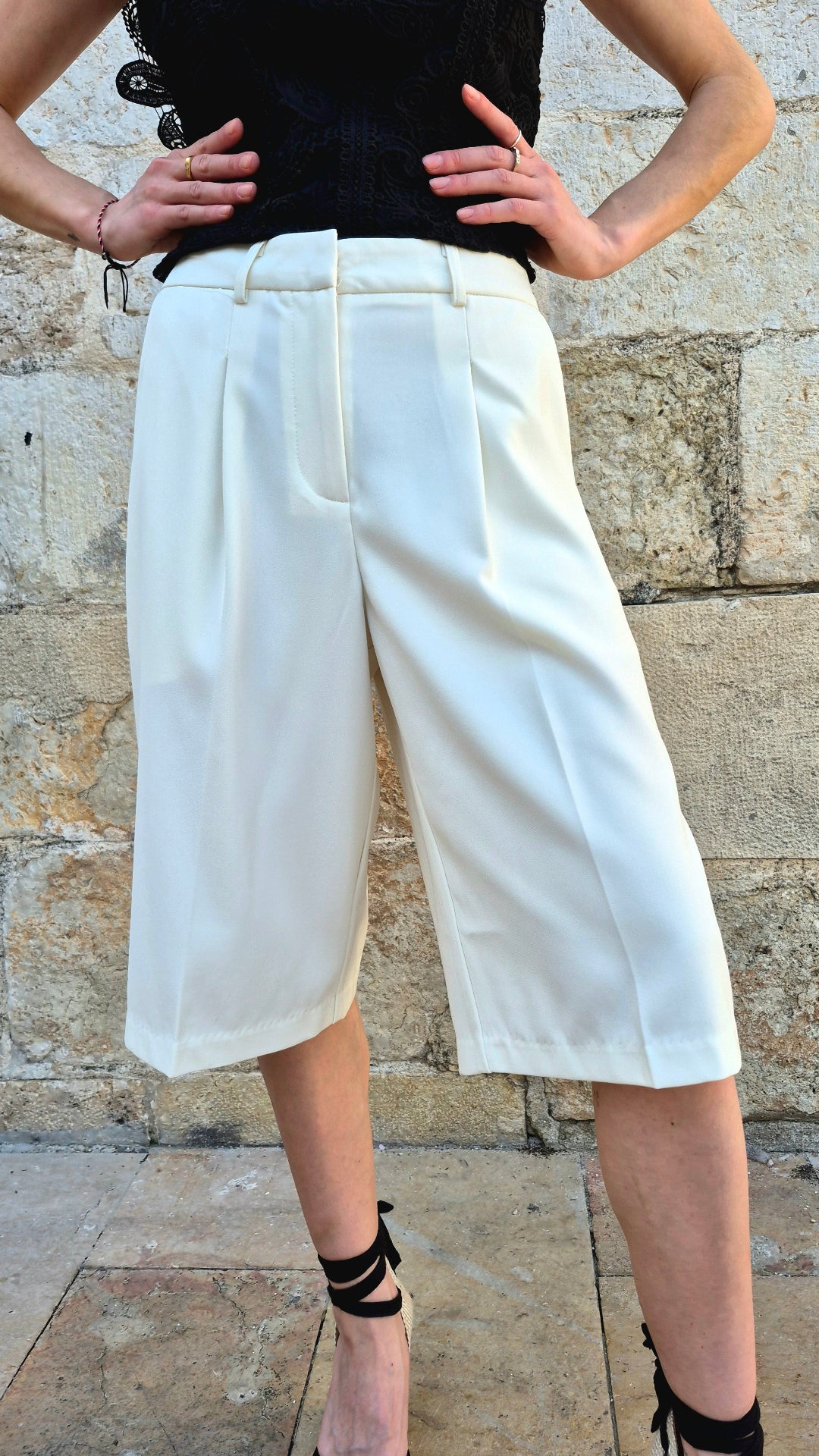 BERMUDAS STYLE BEIGE