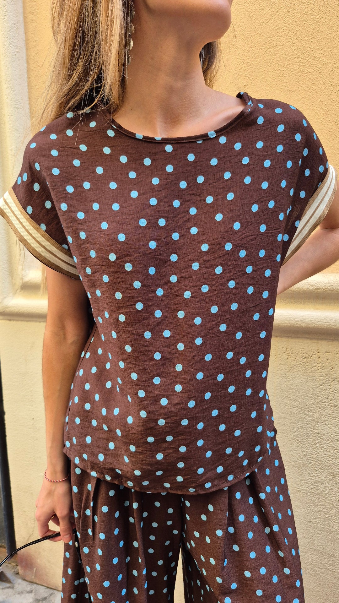 BLUSA LUNARES MANGA