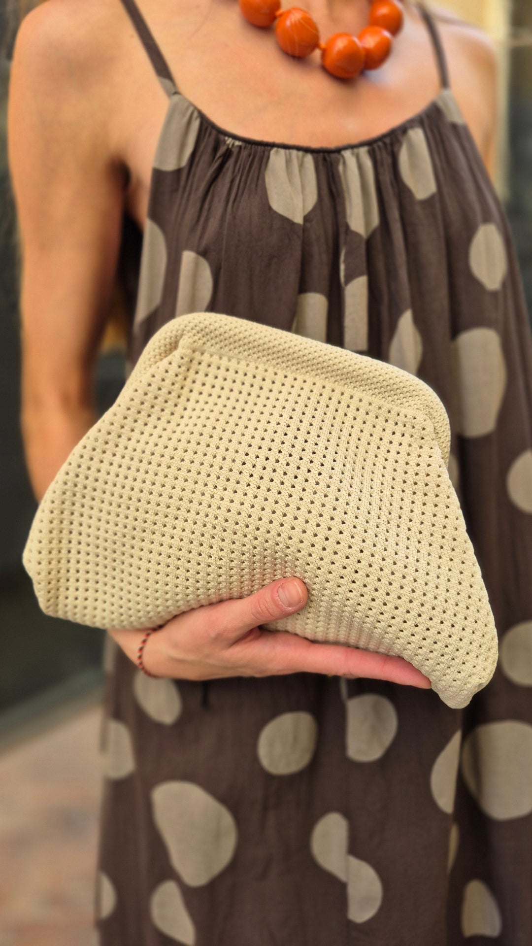 BOLSO CLUTCH BEIGE