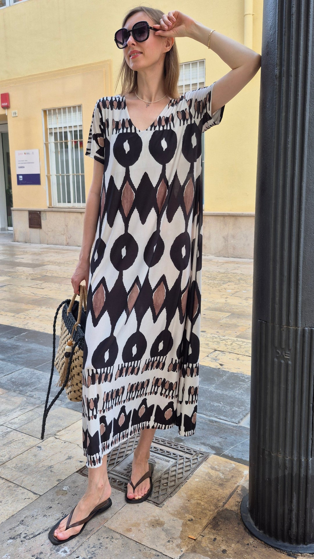 VESTIDO SEDA FRIA GEOMÉTRICO