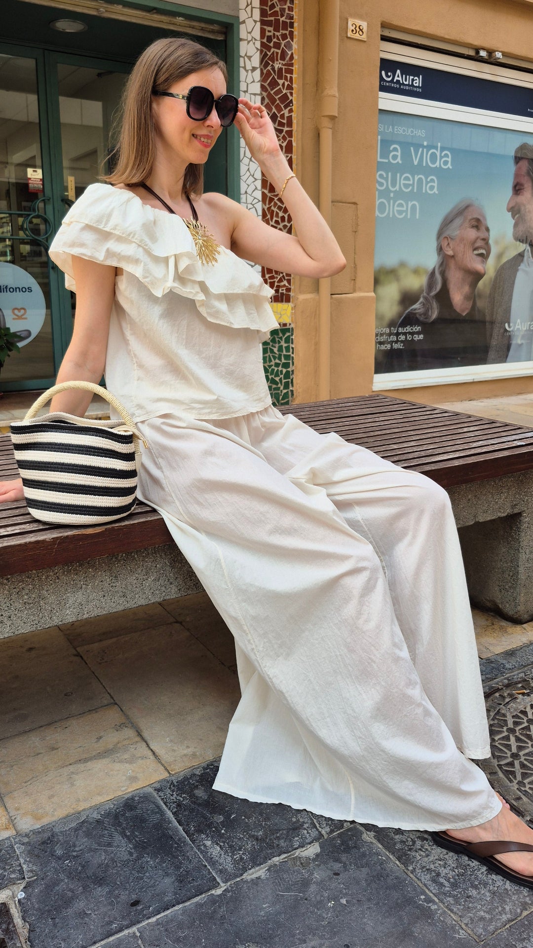 BLUSA VOLANTES CARMINA (BEIGE)