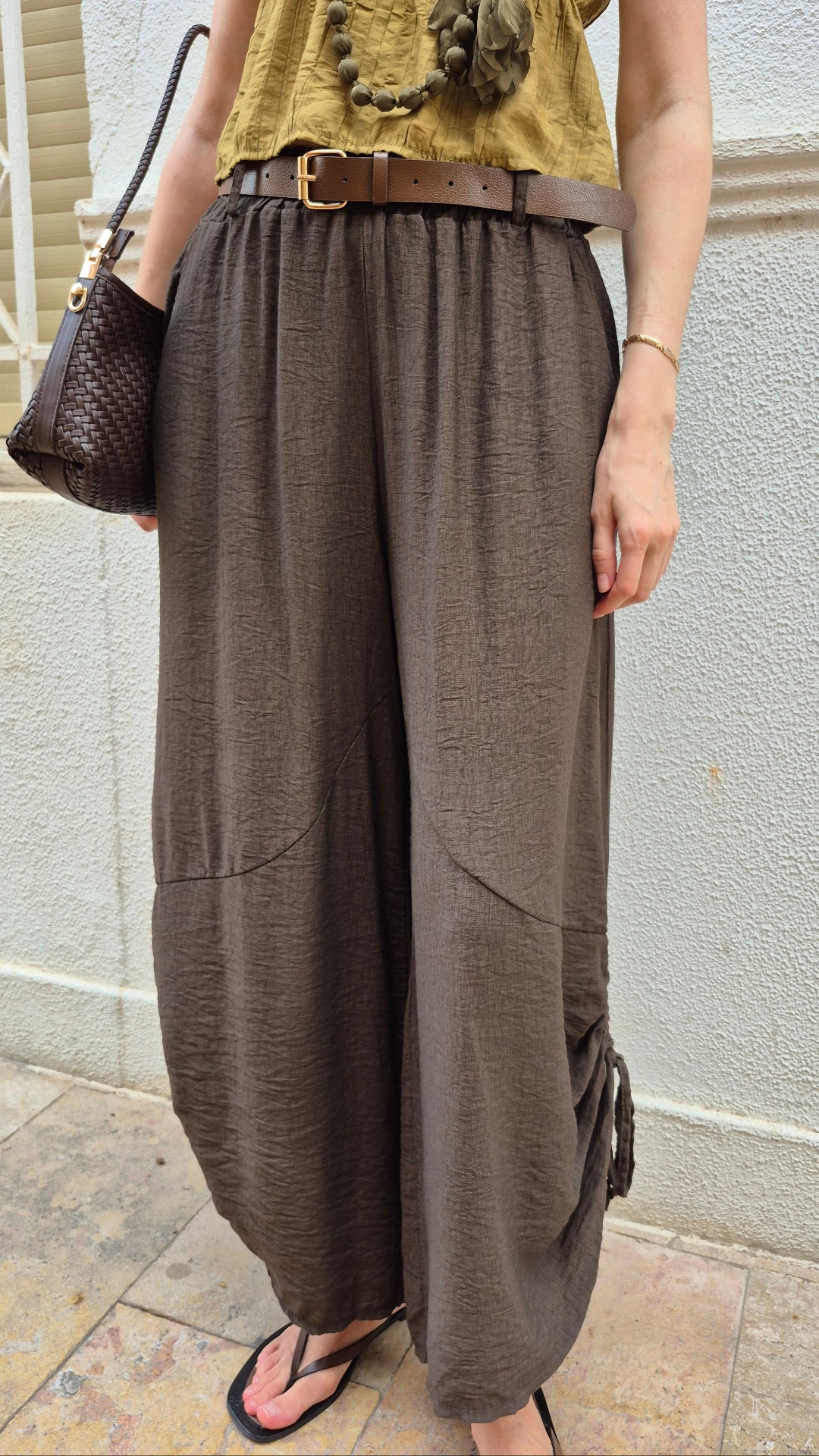 PANTALÓN FRUNCE (MARRÓN)