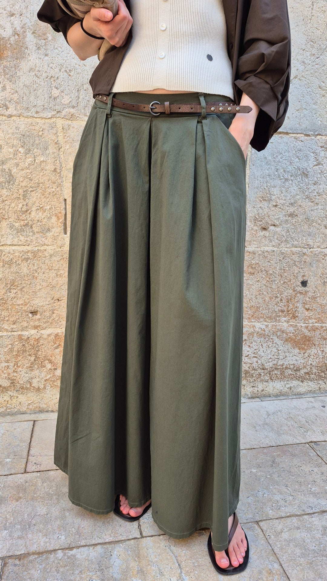 PANTALÓN ANCHO TACHAS (VERDE)