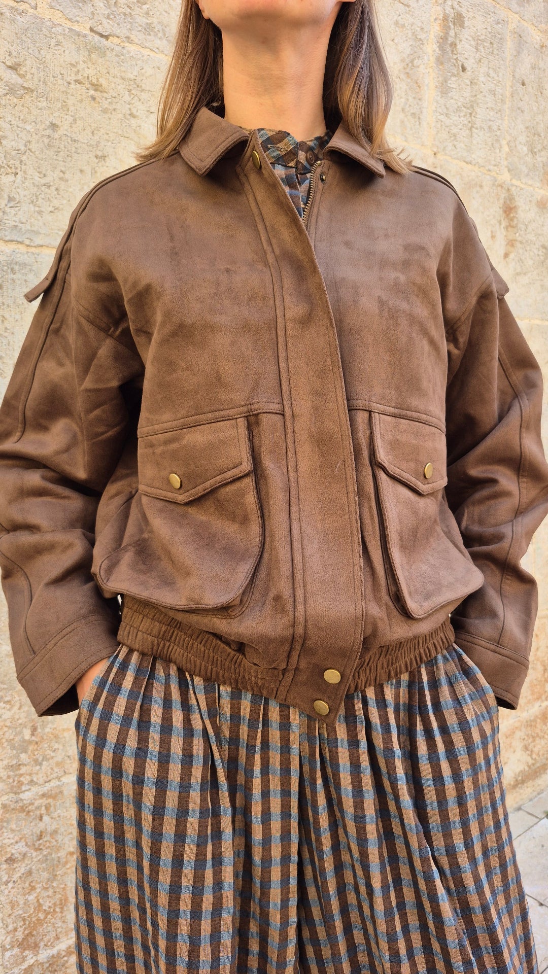 CHAQUETA ANTE BOLSILLOS
