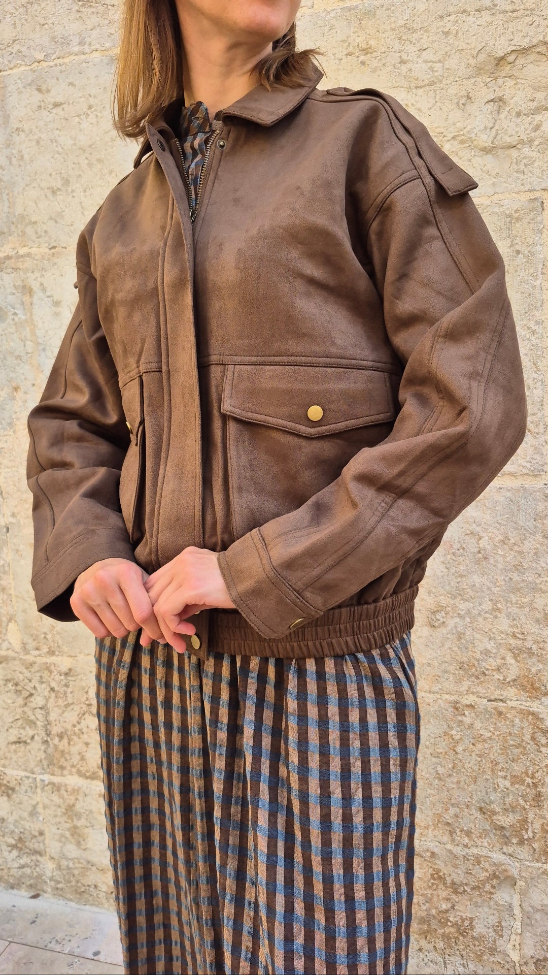 CHAQUETA ANTE BOLSILLOS